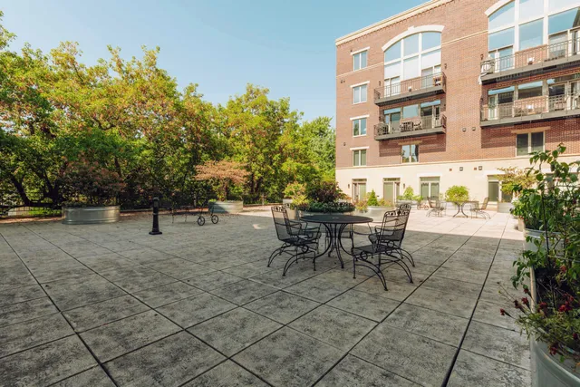 $499,900 | 1515 North Van Buren Street, Unit 513, Milwaukee, WI 53202