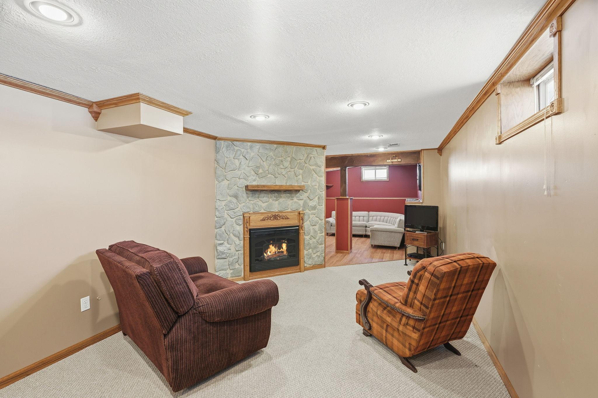 410 Division Street East Maple Lake, MN 55358 - Photo 30 of 39