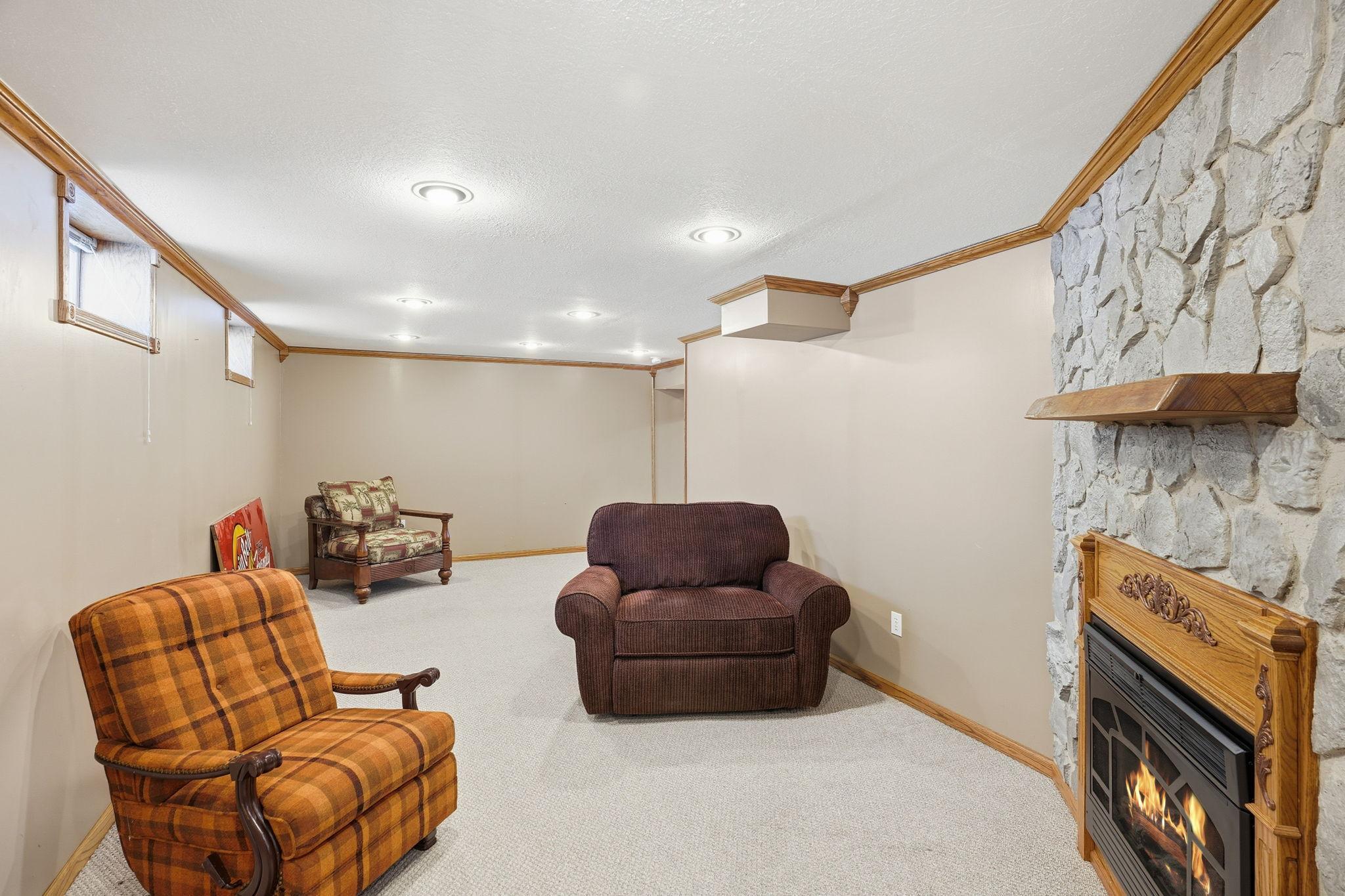 410 Division Street East Maple Lake, MN 55358 - Photo 31 of 39