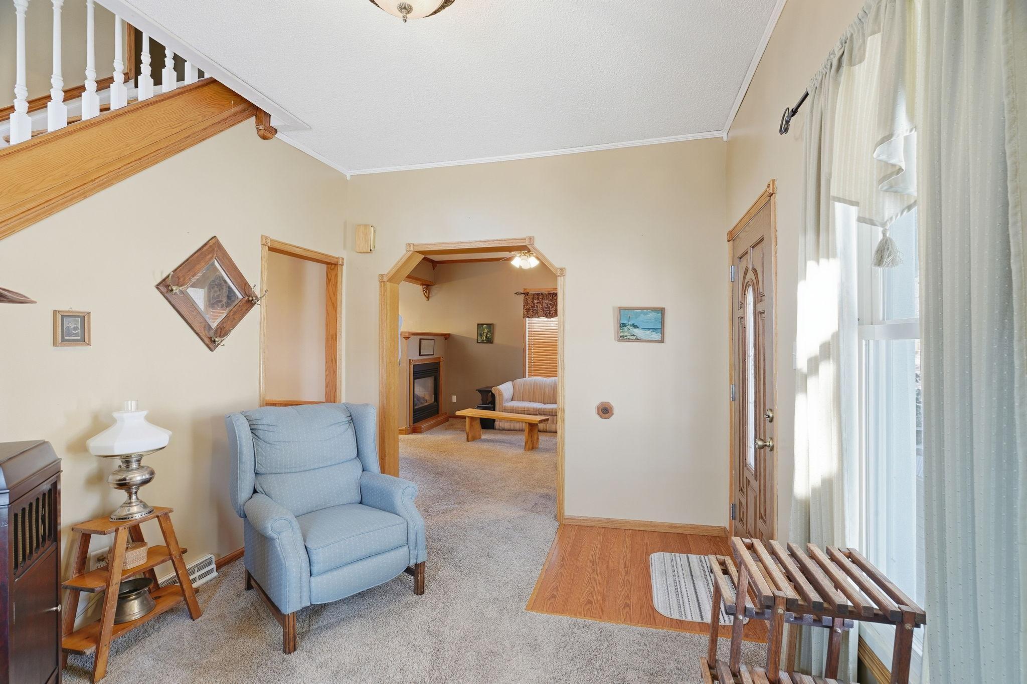 410 Division Street East Maple Lake, MN 55358 - Photo 7 of 39