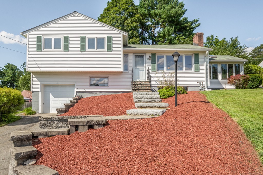 120 Concord Road Marlborough, MA 01752 - Photo 1 of 27 Gallery Image 1