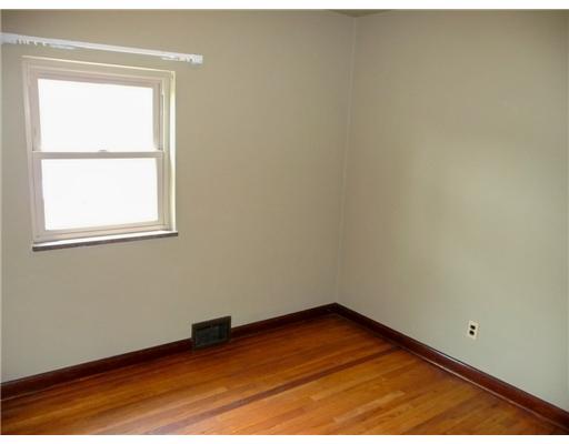 1309 Greentree Road Pittsburgh, PA 15220 - Photo 14 of 18 Bedroom.