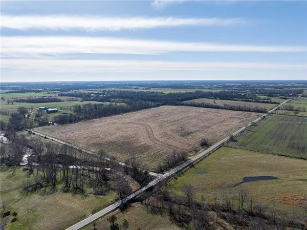 $445,000 | 0 Y Highway, Windsor, MO 65360