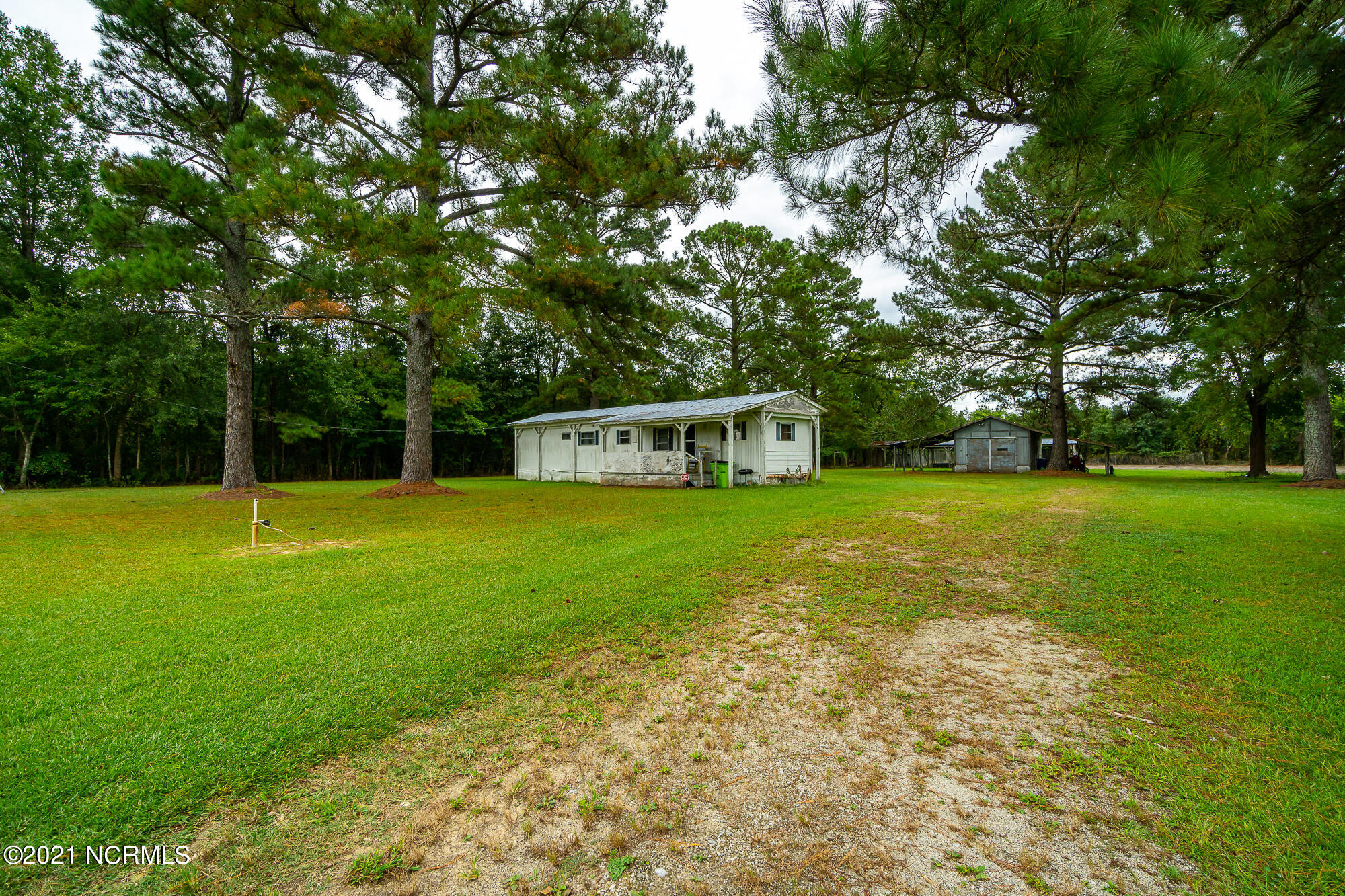 550 Hudnell Road Ernul, NC 28527 - Photo 2 of 22 _DSC8054