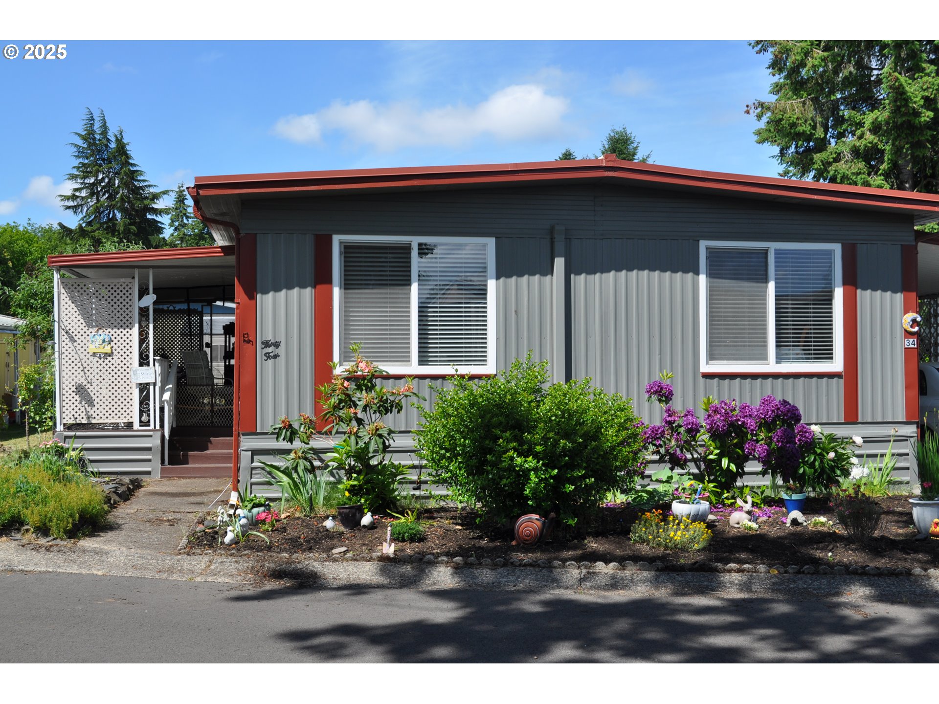 1475 Green Acres Road, Unit 34 Eugene, OR 97408 - Photo 2 of 23 Gallery Image 2