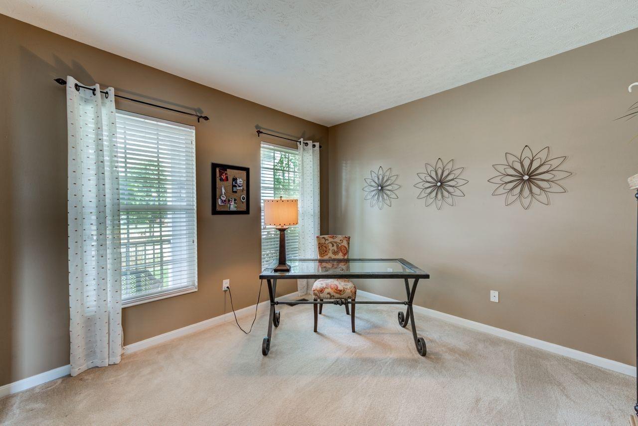 650 Hyacinth Road Cincinnati, OH 45245 - Photo 12 of 40 Gallery Image 12