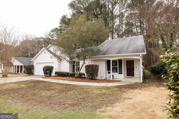 $420,000 | 112 Glendale Drive, Peachtree City, GA 30269