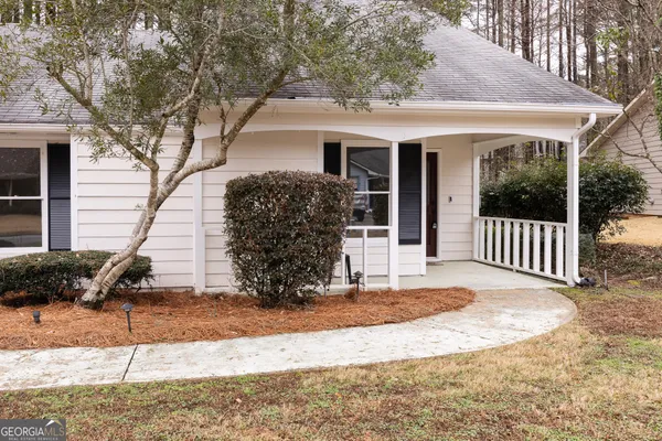 $420,000 | 112 Glendale Drive, Peachtree City, GA 30269