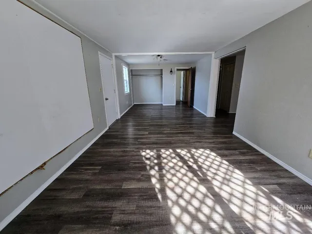 $275,000 | 145 4th Street, Hazelton, ID 83335