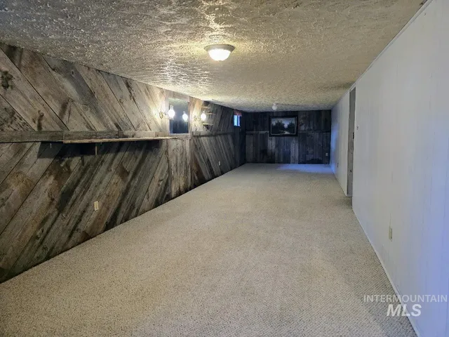 $275,000 | 145 4th Street, Hazelton, ID 83335