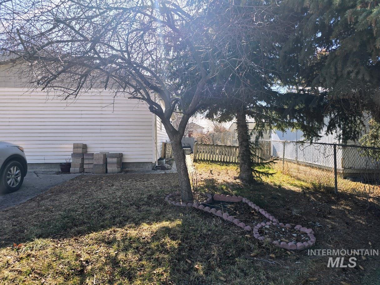 145 4th Street Hazelton, ID 83335 - Photo 37 of 40