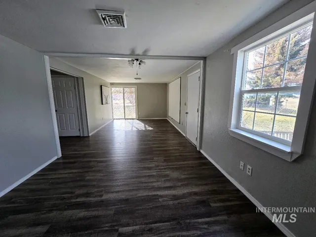 $275,000 | 145 4th Street, Hazelton, ID 83335