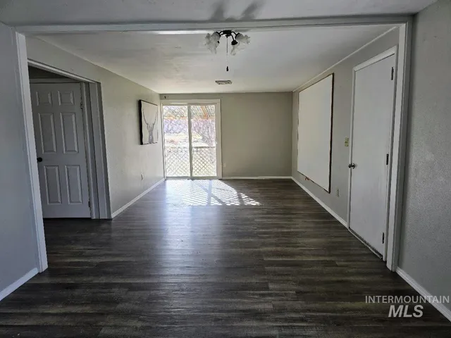 $275,000 | 145 4th Street, Hazelton, ID 83335