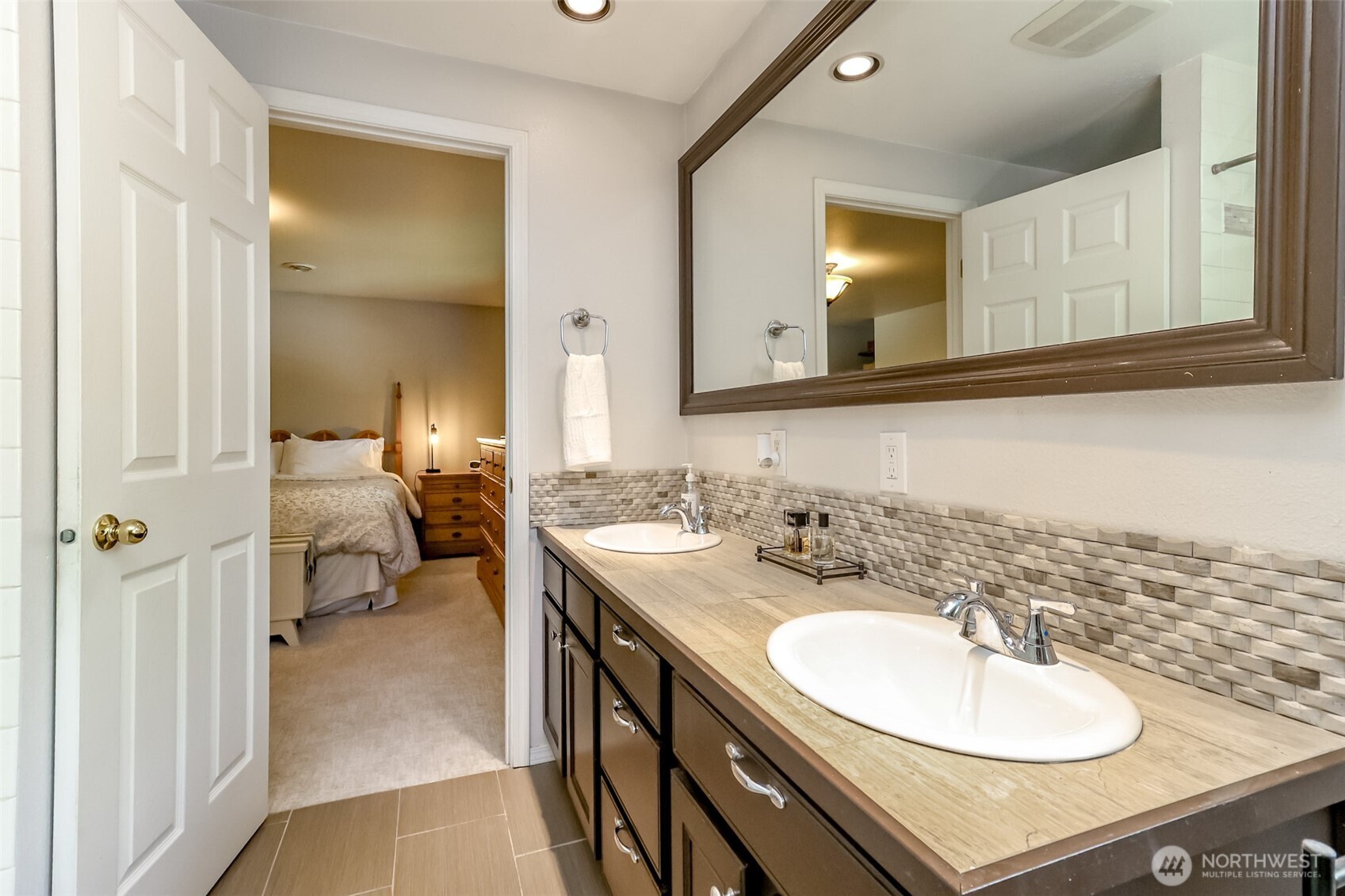 20808 Southeast 271st Street Covington, WA 98042 - Photo 15 of 33