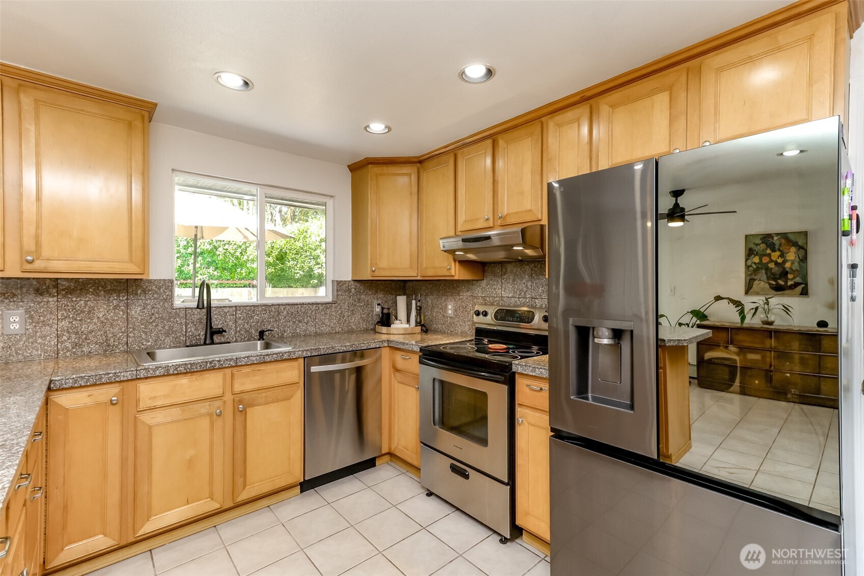 20808 Southeast 271st Street Covington, WA 98042 - Photo 9 of 33