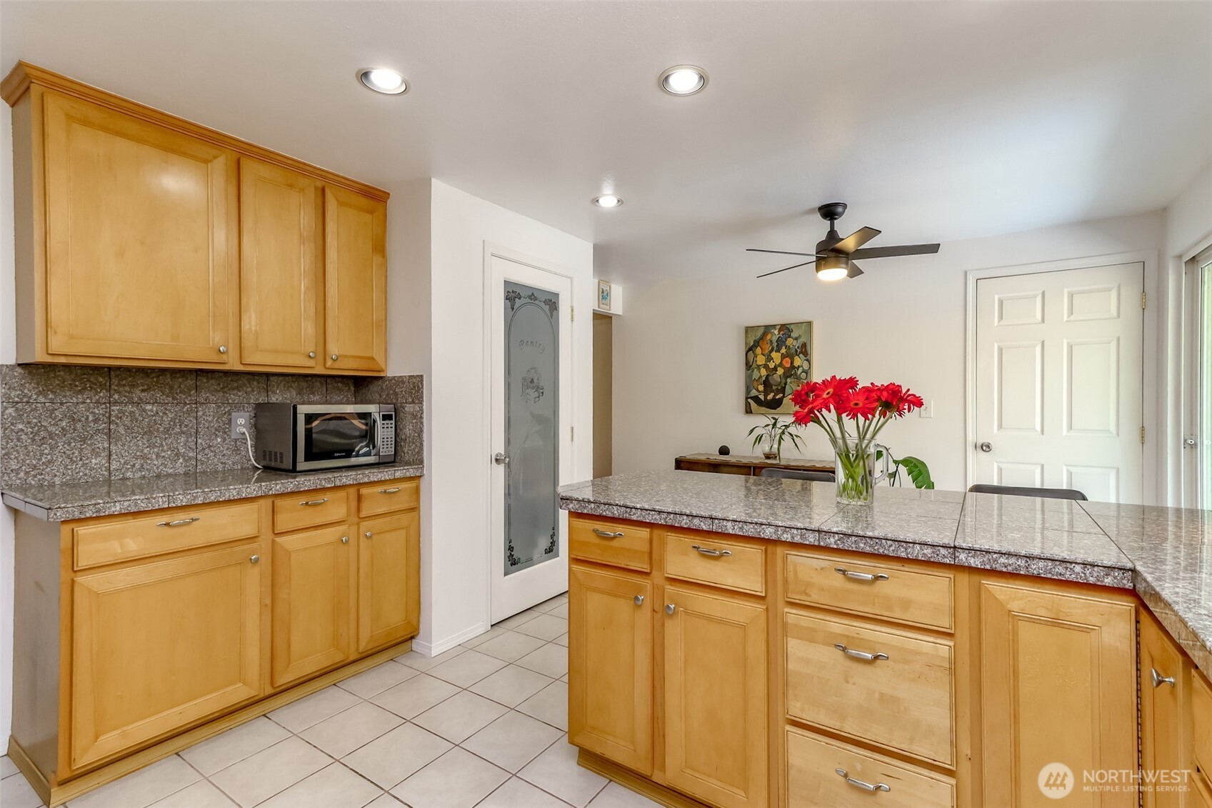 20808 Southeast 271st Street Covington, WA 98042 - Photo 10 of 33
