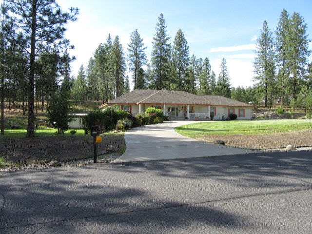 15715 North Howe Road Mead, WA 99021 - Photo 1 of 9