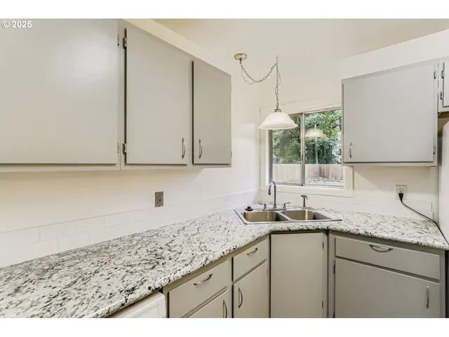 $399,000 | 2237 Southeast 189th Avenue, Portland, OR 97233