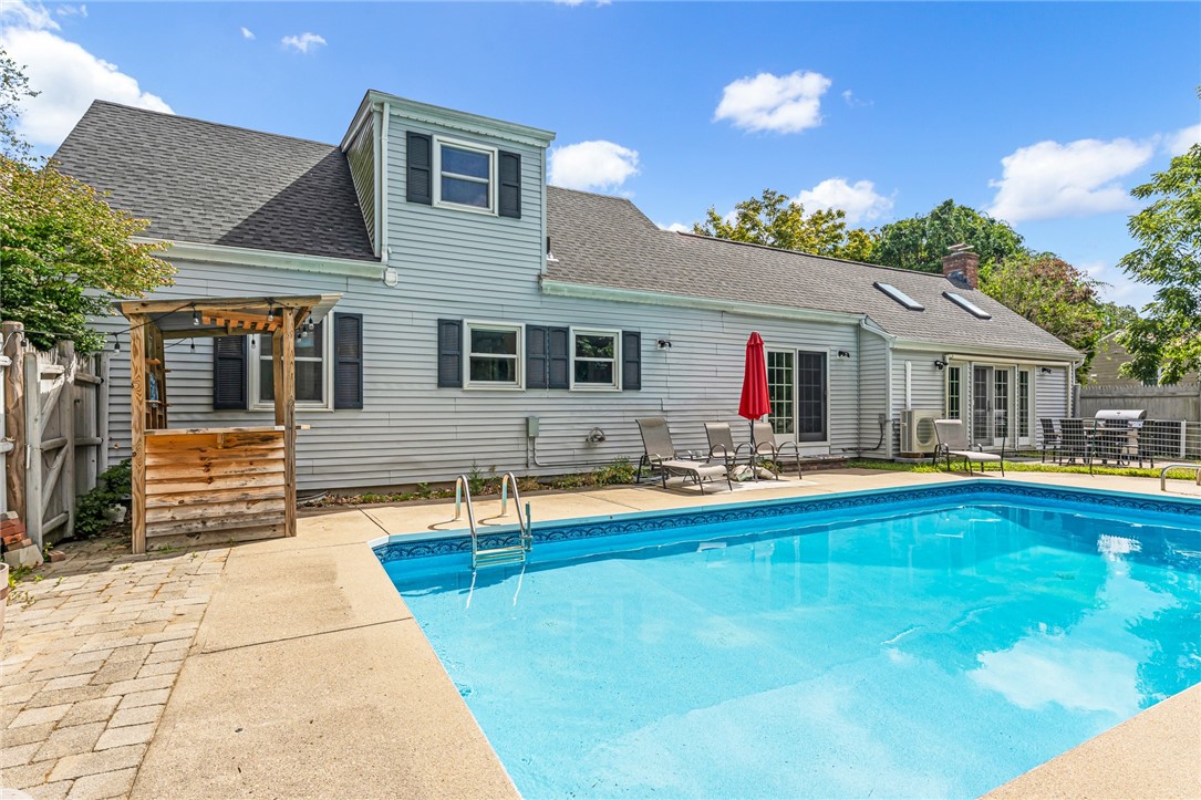 22 Colonial Drive Westerly, RI 02891 - Photo 35 of 38