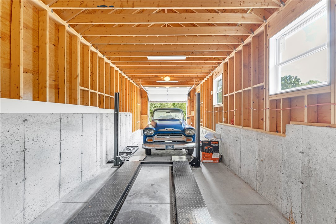 22 Colonial Drive Westerly, RI 02891 - Photo 37 of 38