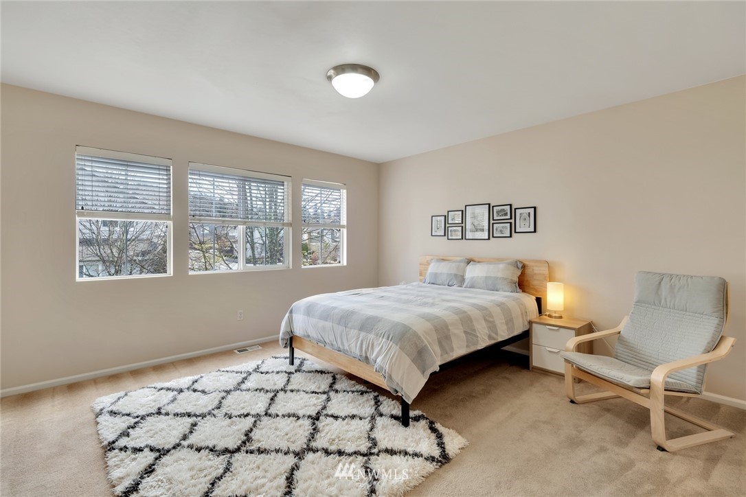 16951 165th Place Southeast Renton, WA 98058 - Photo 14 of 25 Gallery Image 14