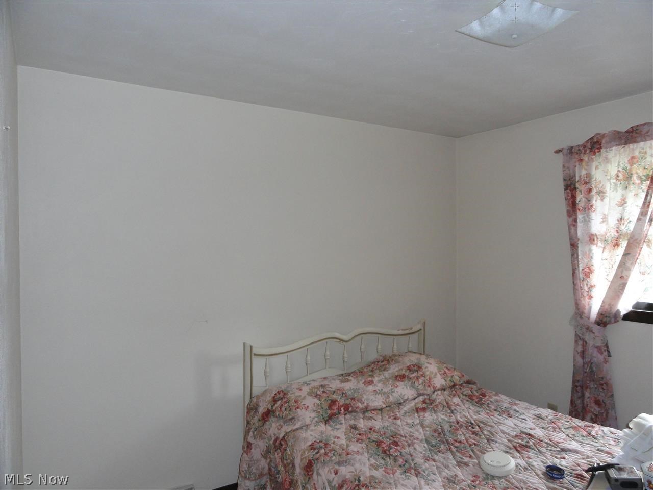 285 Paris Colliers Road Burgettstown, PA 15021 - Photo 8 of 19 Gallery Image 8