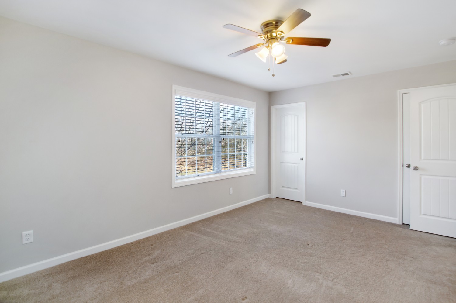 113 Cages Road, Unit 3 Hendersonville, TN 37075 - Photo 23 of 30 a view of an empty room with a window