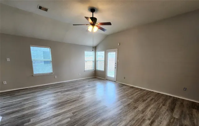 $2,150 | 21342 Colton Cove Drive, Houston, TX 77095