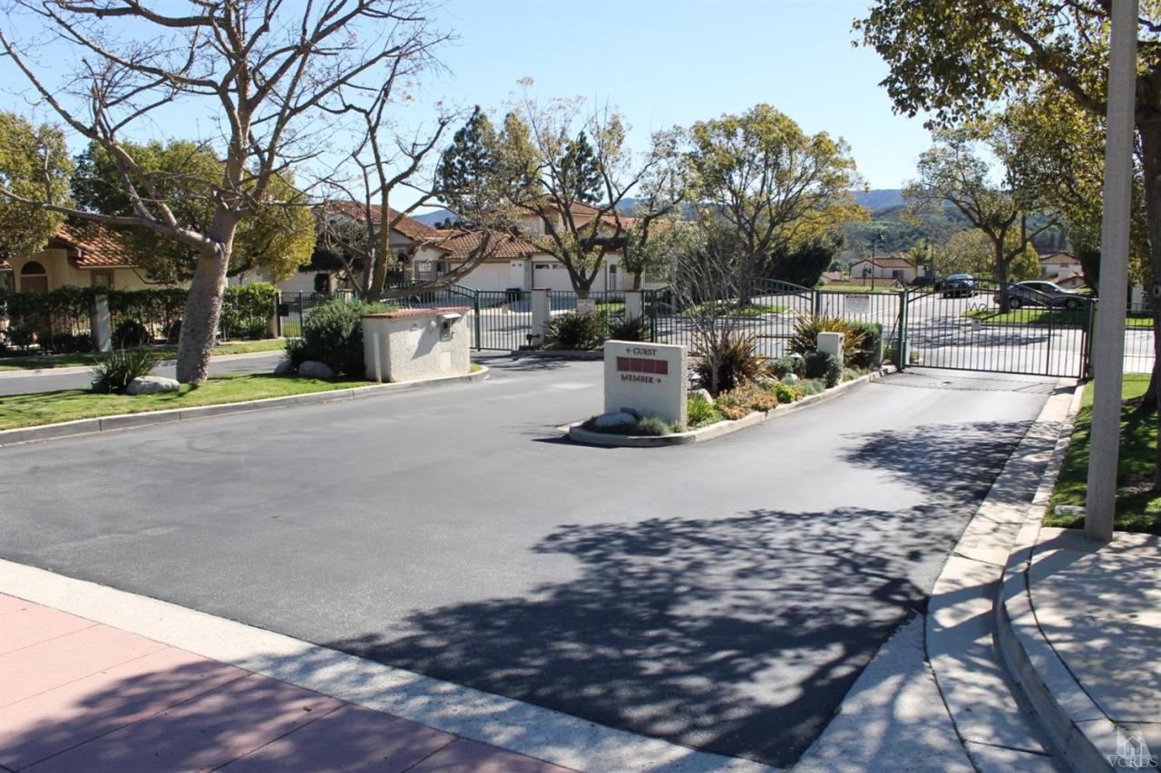 643 Cartpath Place Simi Valley, CA 93065 - Photo 3 of 27 Additional Photo