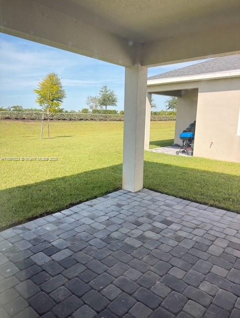 6576 Cloverdale Avenue Port St. Lucie, FL 34987 - Photo 5 of 32 a view of an ocean and beach