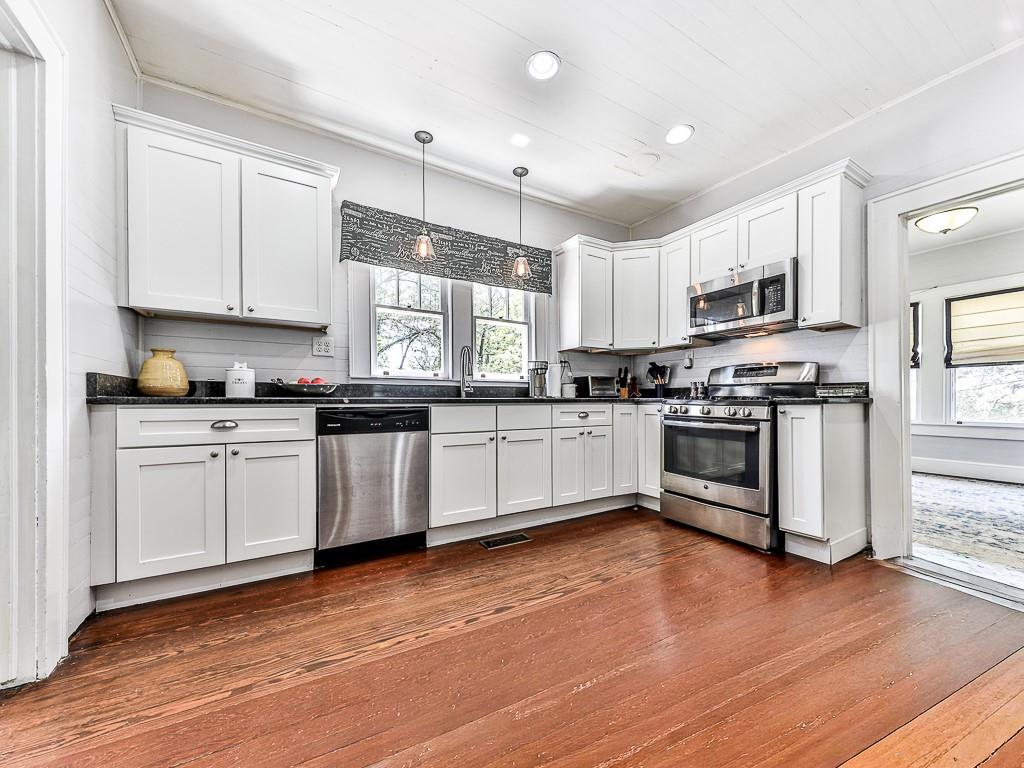 995 Old Canton Road Ball Ground, GA 30107 - Photo 15 of 82