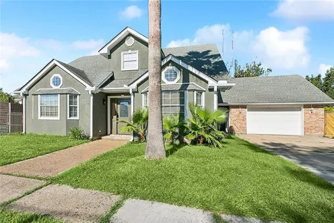 $255,000 | 3816 Riverland Drive, Chalmette, LA 70043