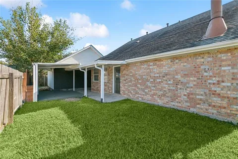$255,000 | 3816 Riverland Drive, Chalmette, LA 70043