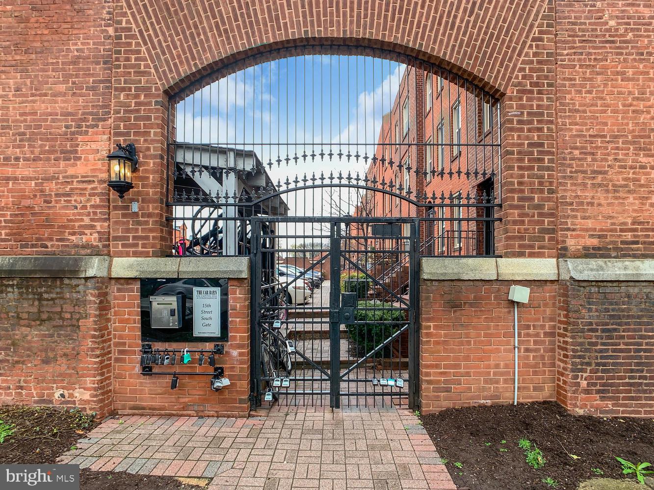 32 15th Street Northeast, Unit 32 Washington, DC 20003 - Photo 2 of 36 Enter 15th St SOUTH gate and walk in to right