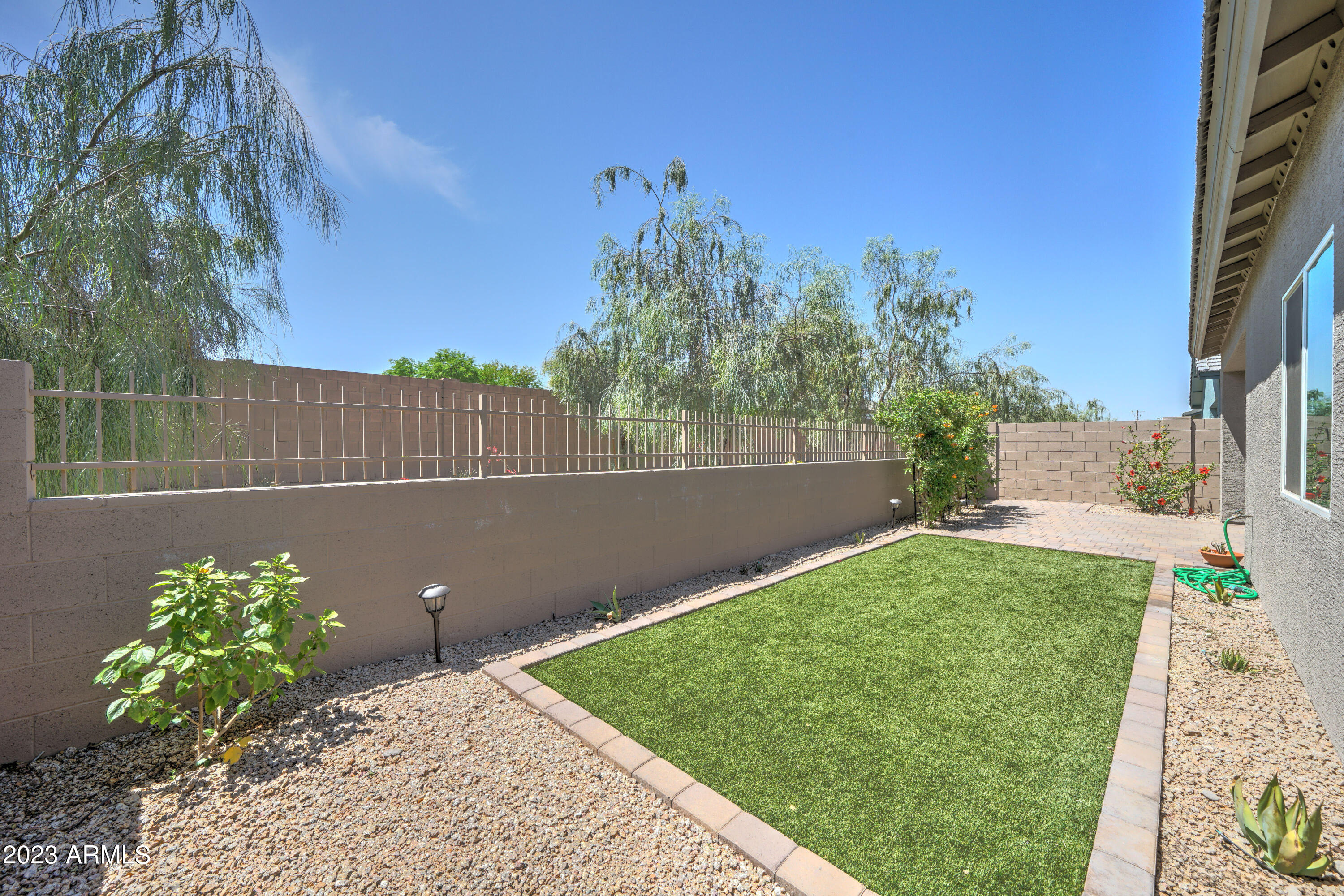 529 West Harwell Rd. Phoenix, AZ 85041 - Photo 25 of 33 529 W Harwell-33