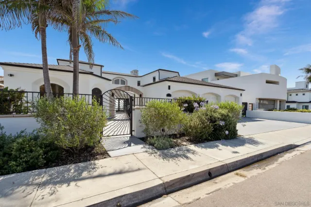 a view of living room with furniture and rug