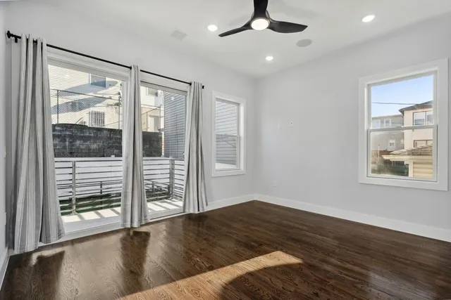 $4,300 | 122 Terrace Avenue, Unit 2, Jersey City, NJ 07307