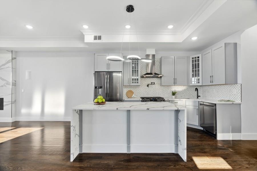 122 Terrace Avenue, Unit 2 Jersey City, NJ 07307 - Photo 7 of 37