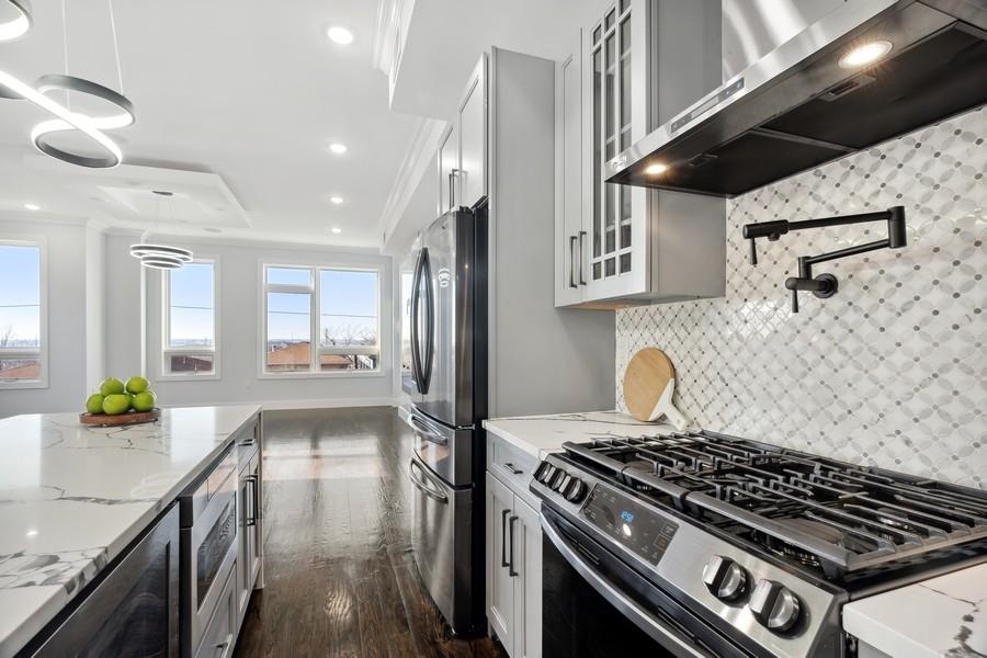 122 Terrace Avenue, Unit 2 Jersey City, NJ 07307 - Photo 9 of 37