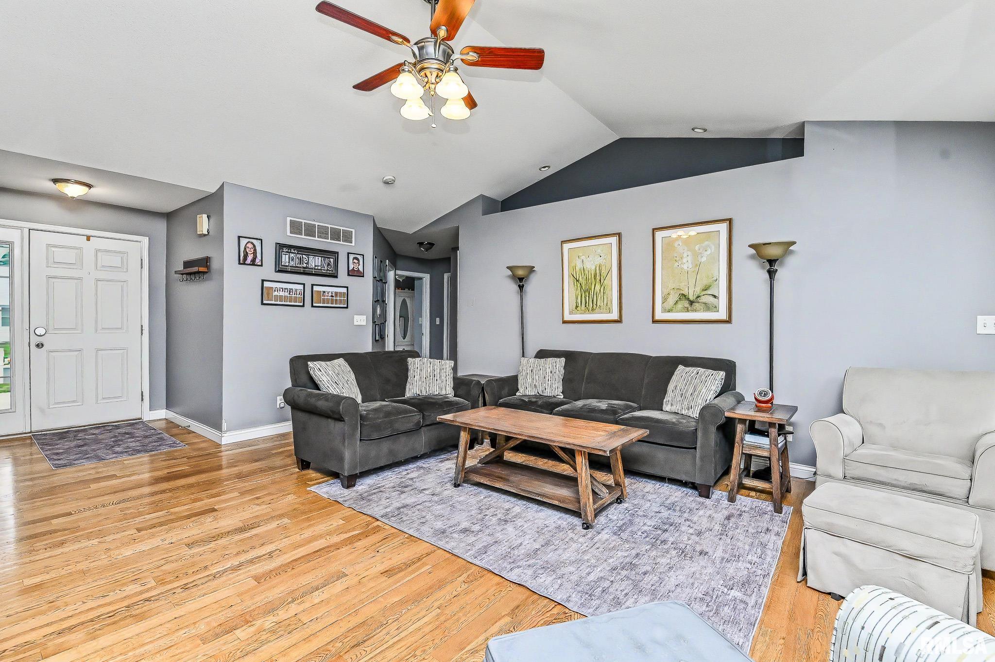 716 Simon Street Washington, IL 61571 - Photo 11 of 45