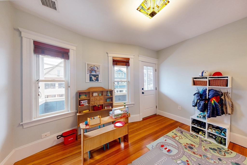 29 Egerton Road, Unit 2 Arlington, MA 02474 - Photo 19 of 42