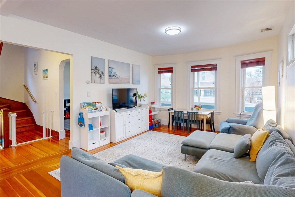 29 Egerton Road, Unit 2 Arlington, MA 02474 - Photo 5 of 42