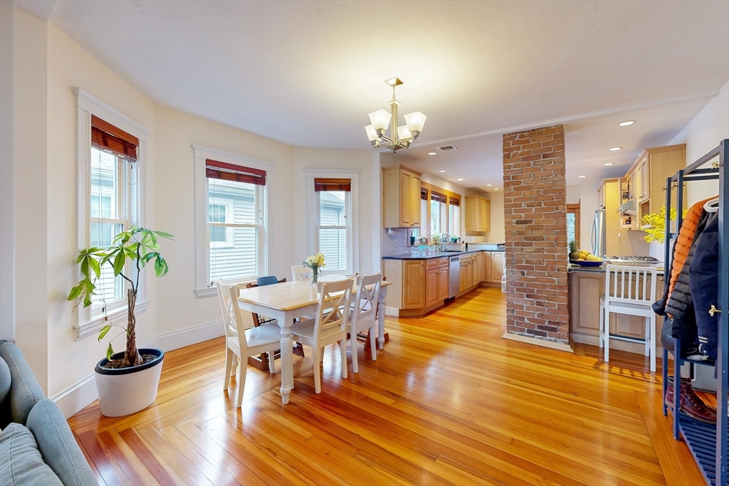 29 Egerton Road, Unit 2 Arlington, MA 02474 - Photo 9 of 42