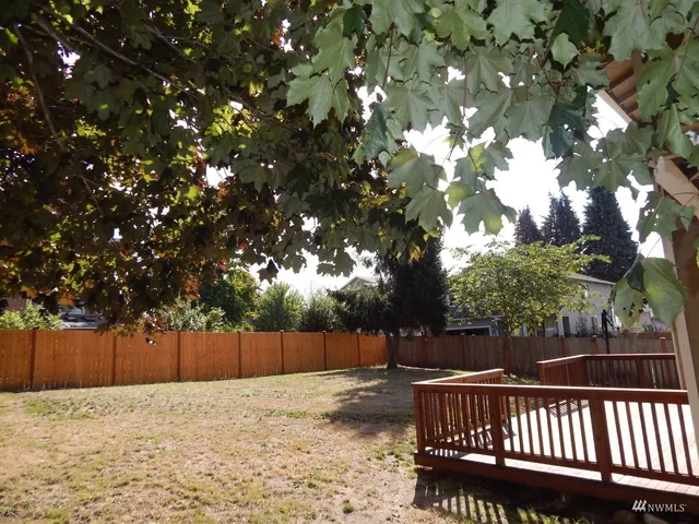 $2,850 | 572 Monroe Avenue Northeast, Renton, WA 98056