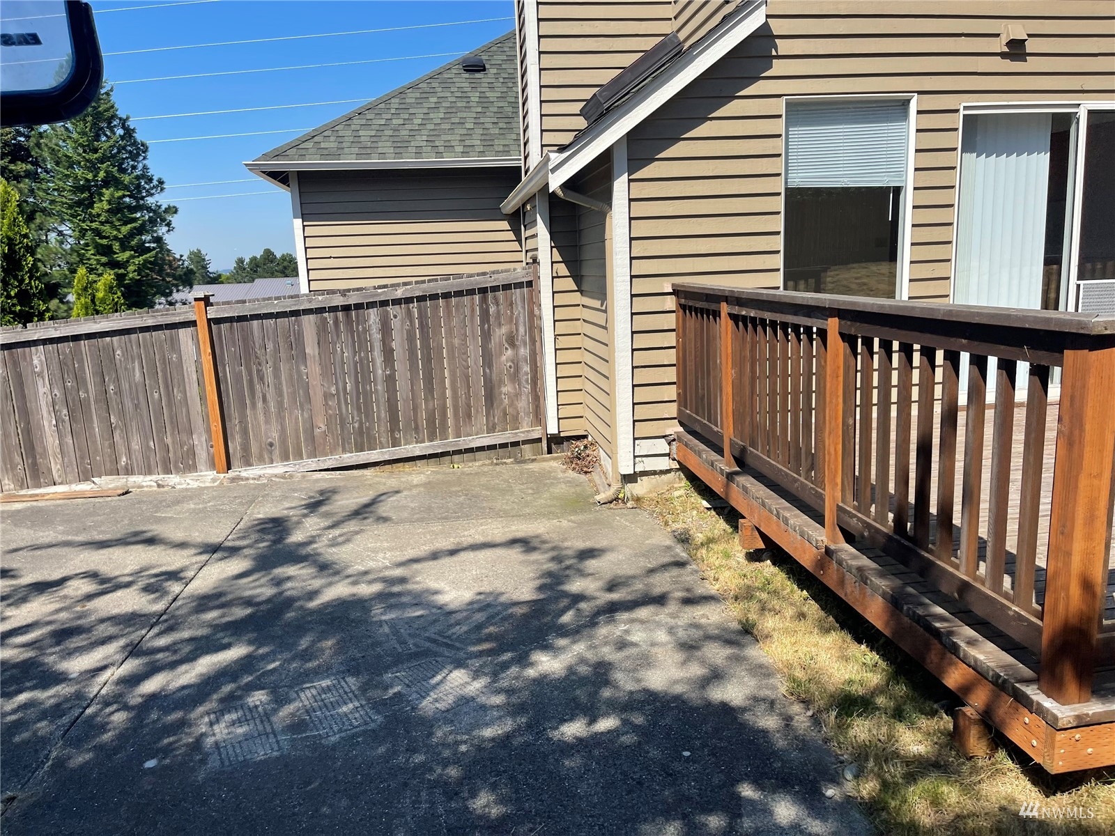 572 Monroe Avenue Northeast Renton, WA 98056 - Photo 24 of 25