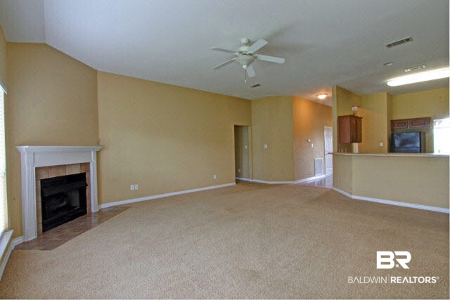 25643 Overlook Drive Loxley, AL 36551 - Photo 4 of 24 great room