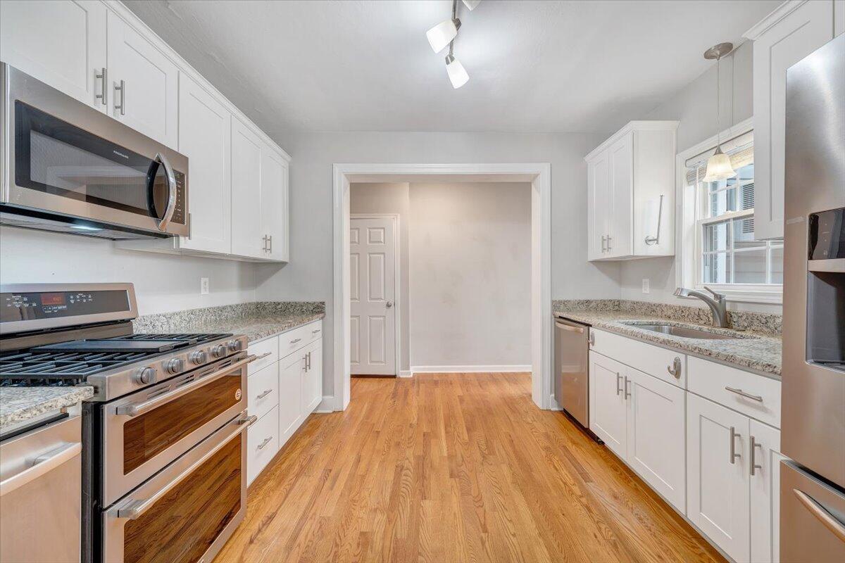 423 Turner Road Salem, VA 24153 - Photo 15 of 67 11-MIB08476