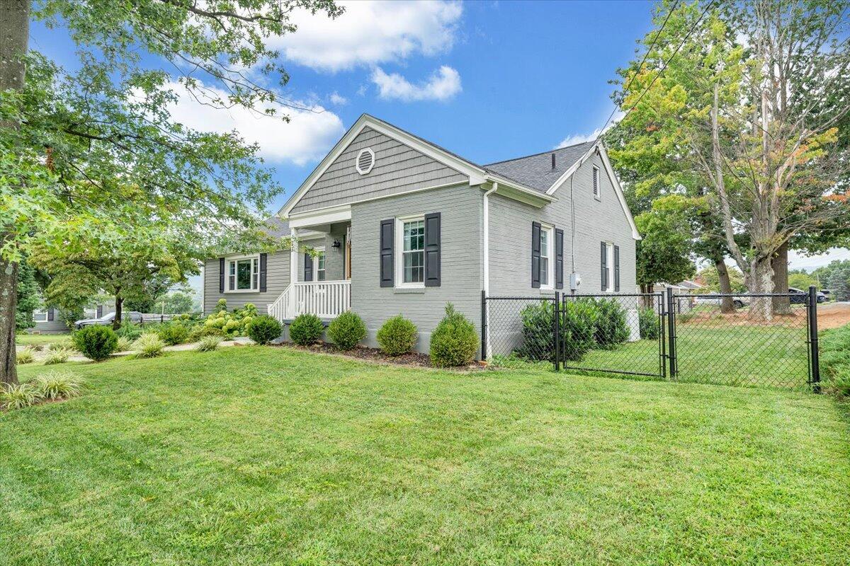 423 Turner Road Salem, VA 24153 - Photo 54 of 67 54-MIB08602