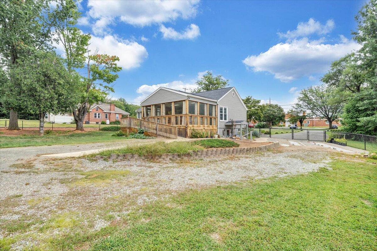 423 Turner Road Salem, VA 24153 - Photo 57 of 67 57-MIB08611