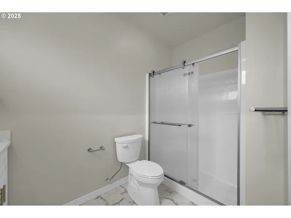 $599,000 | 2134 Willona Drive, Eugene, OR 97408